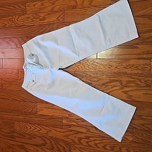 Womens BANANA REPUBLIC Pants. White. Size 4. Capri.